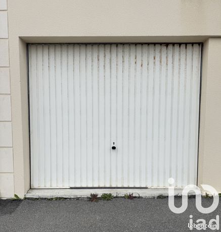 https://img.leboncoin.fr/api/v1/lbcpb1/images/48/15/a2/4815a273b26030d1ae9decf3bea7b1c4e8c878f3.jpg?rule=ad-image