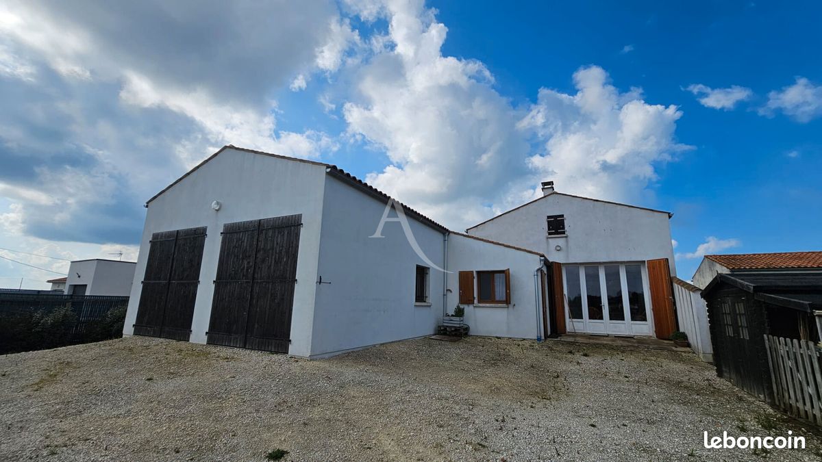 Maison 5 pièces 76 m² · à Port-des-Barques · 76 m² · 315 000 €