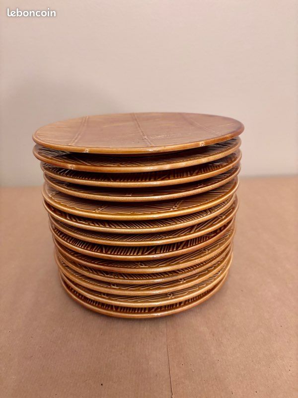 13 assiettes à fromage vintage Barbotine Gien (image 2)