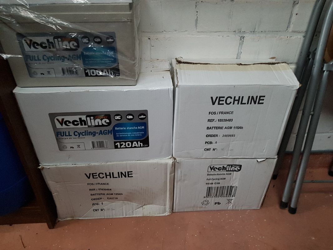 Batteria AGM Vechline 115Ah