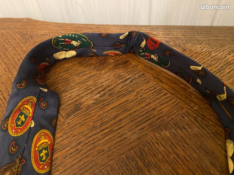 Cravate fer 7 motif chasse soie (image 4)