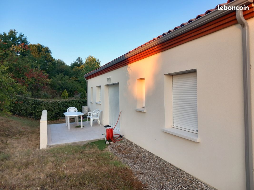 Maison 4 pièces 85 m² · à Saint-Hilaire-de-Lusignan · 85 m² · 950 €/mois