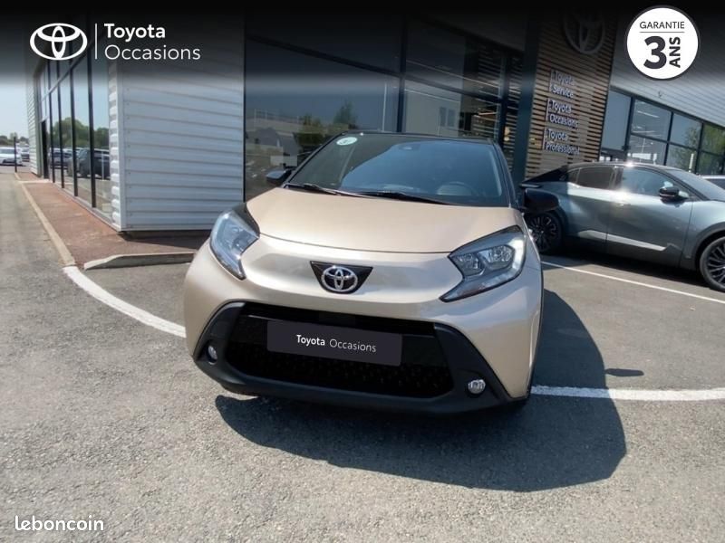 Toyota Aygo X 1.0 VVT-i 72ch Design S-CVT MY23 (image 26)