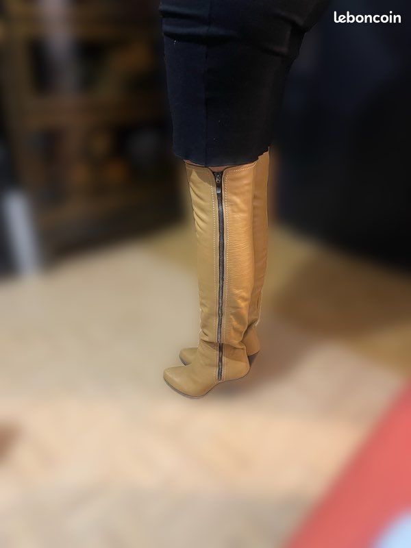 Bottes Hautes Pinkie En Daim Couleur Camel - Taille 37 - Talon 7 Cm - Neuf Sans Emballage