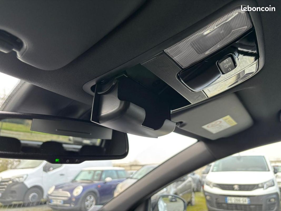 KIA CEE D CEED 1.6 CRDi 136 ch MHEV BVM6 GT Line (image 9)