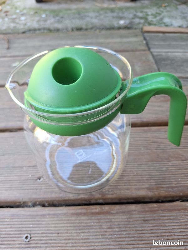 Serveur à café en verre couvercle en plastique (image 1)