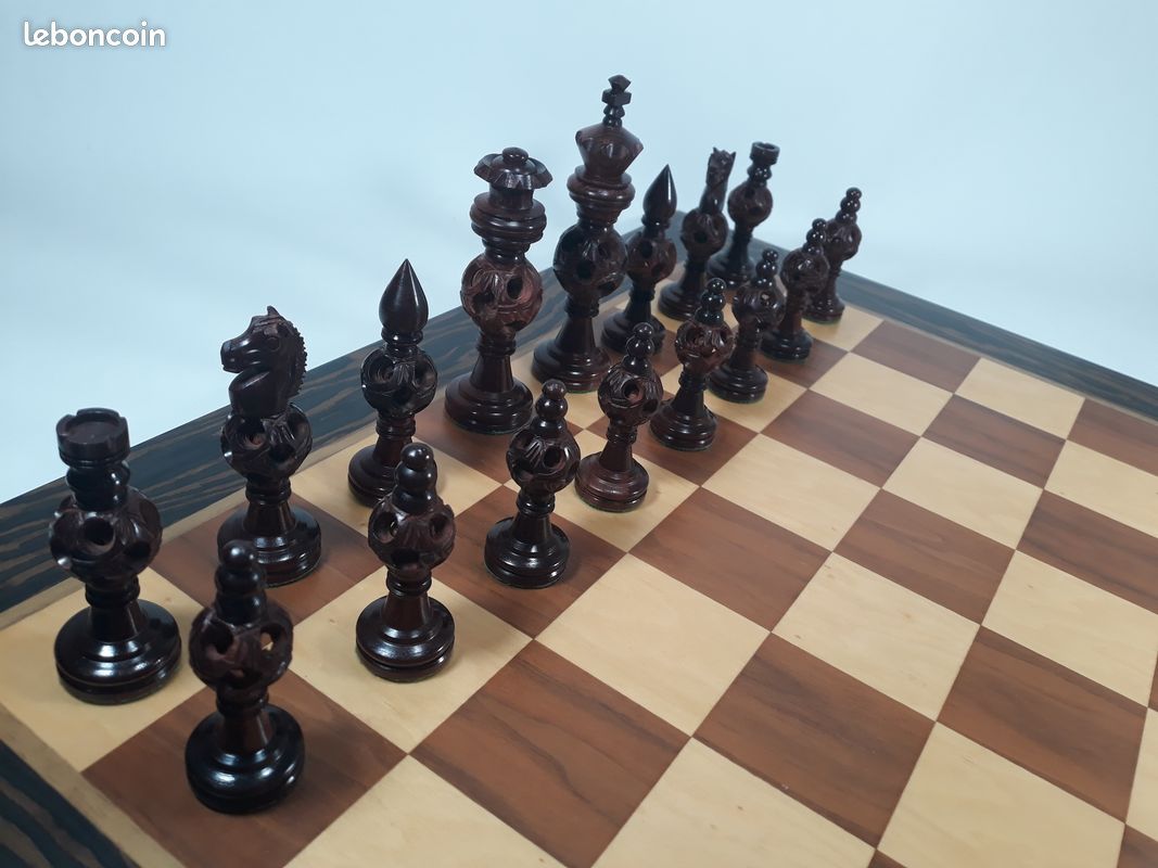 Jeu D'échecs En Boules De Cantons – ébène Et Buis Sculptés, Belle Qualité, Vers 1970
