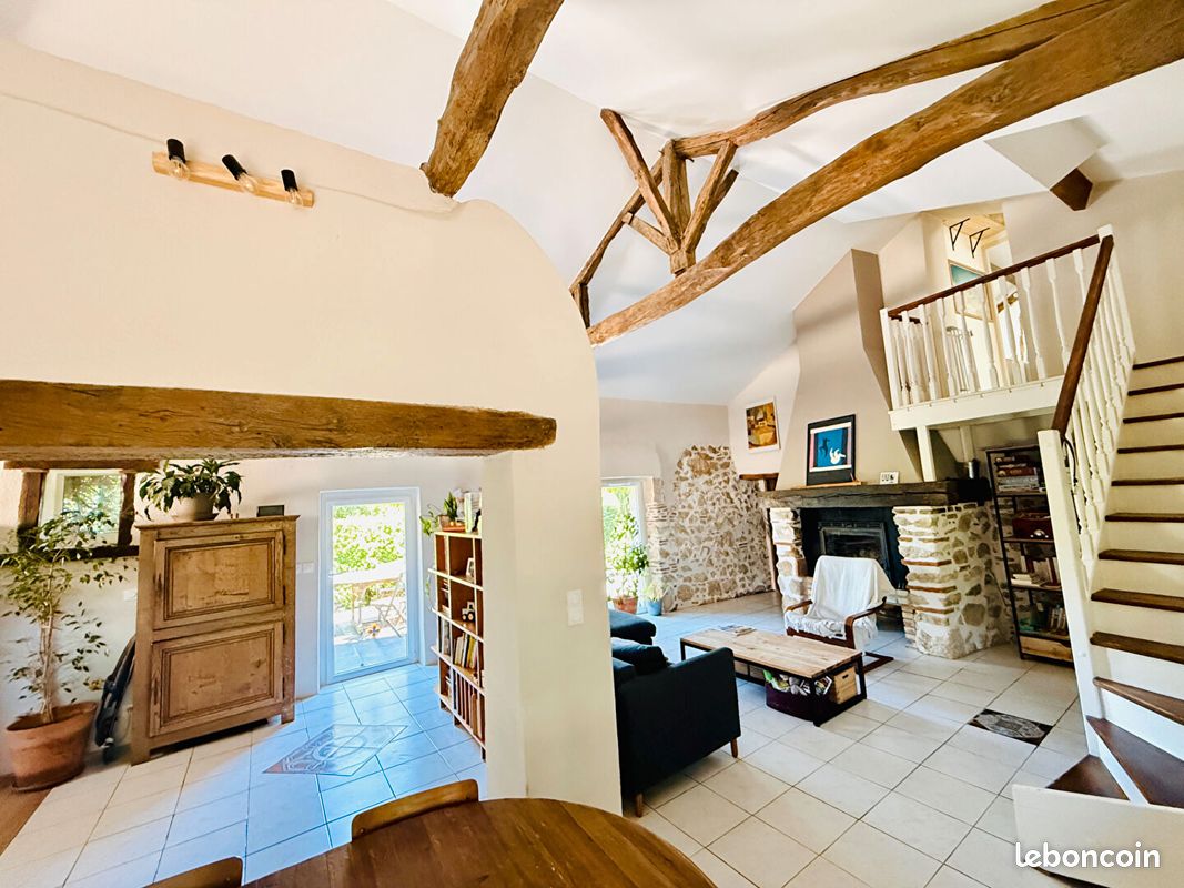 Maison 6 pièces 106 m² · à Saint-Sylvestre-sur-Lot · 106 m² · 235 000 €