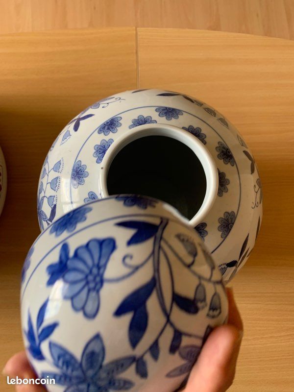Pot en faïence (image 3)