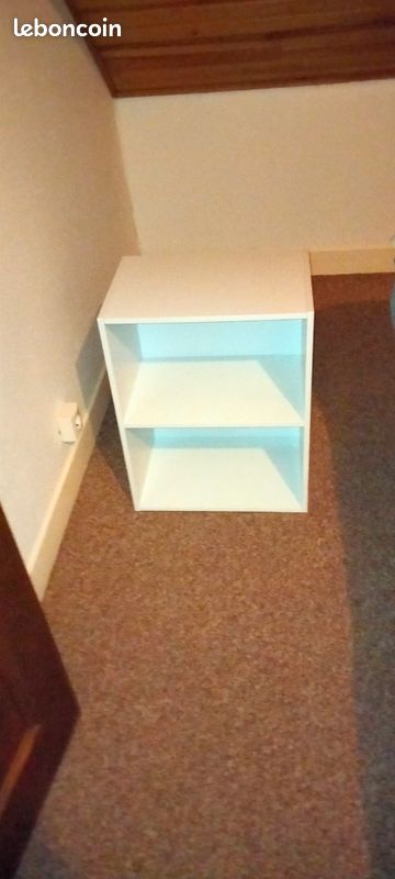 Tables de chevet (image 1)