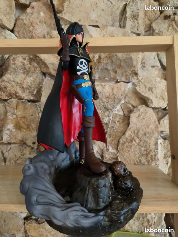 Achat Internet reçu= figurine ALBATOR 26cm en boite japonaise, albator figurine