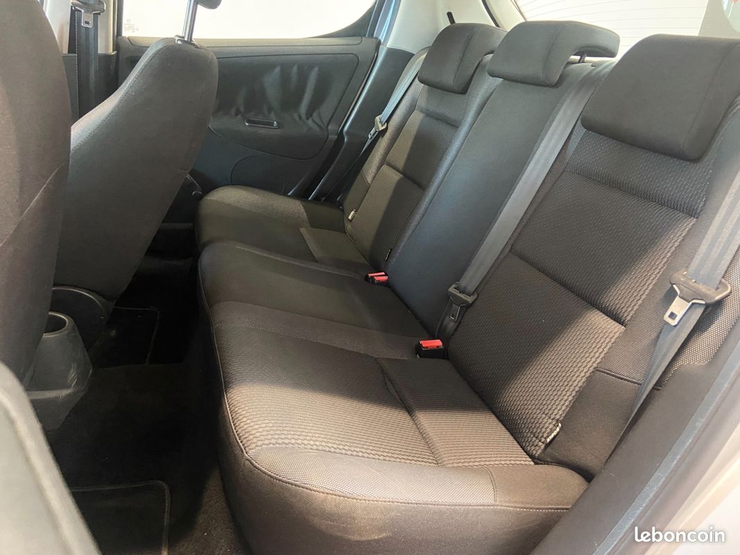PEUGEOT 207 1.4 75 ACCESs (image 7)