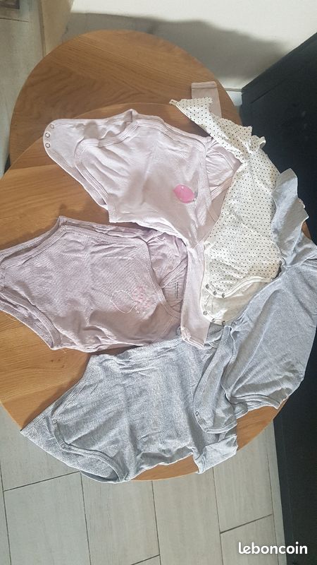 Lot 5 bodies 9 mois manches longues (image 2)