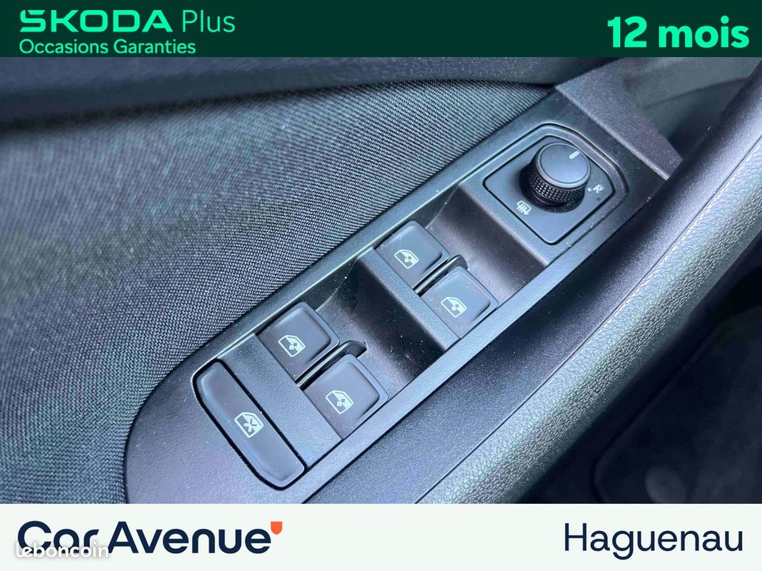 SKODA Kamiq 1.0 TSI Evo 110 Ambition / Smartlink / Aide au Stationnement / Feux LED / Clim Auto (image 24)