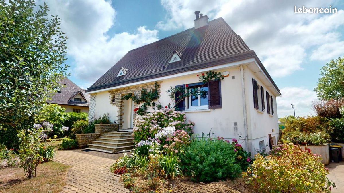 Maison 6 pièces 140 m² · à Bayeux · 140 m² · 455 000 €