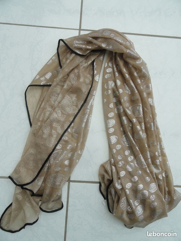 Foulard femme (image 1)