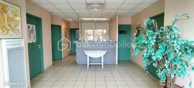 https://img.leboncoin.fr/api/v1/lbcpb1/images/48/21/6f/48216f0ad3be02744710af31fe7cd0f59a4172b5.jpg?rule=ad-image