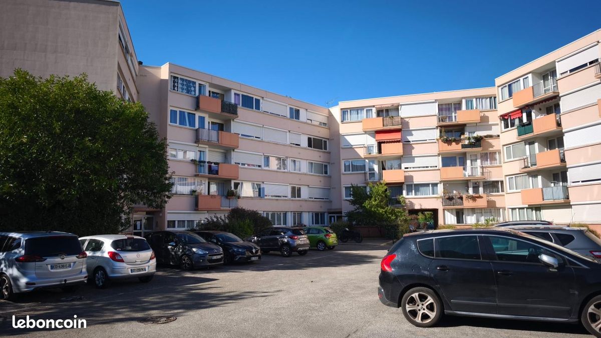 Appartement 4 pièces 84 m² · à Les Mureaux · 84 m² · 183 000 €