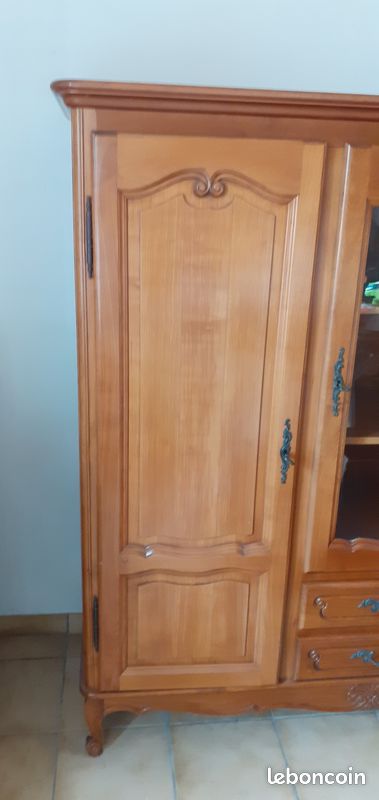 Meuble de rangement merisier (image 1)