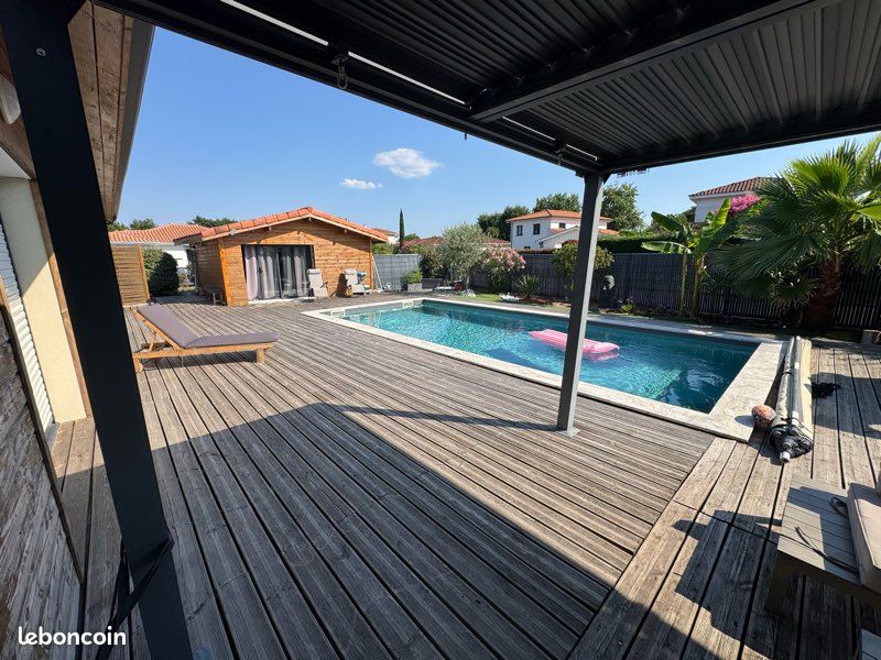 Maison 5 pièces 120 m² · à Biscarrosse · 120 m² · 2 000 €