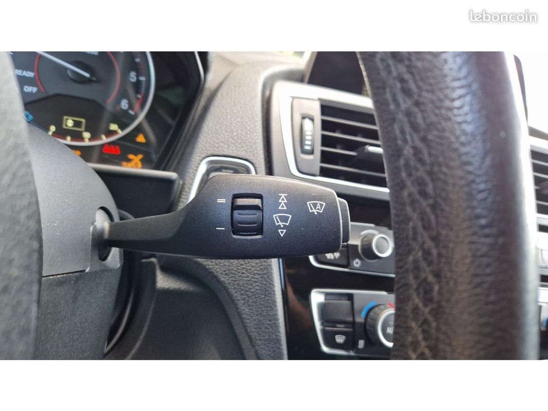 BMW SERIE 1 118d BERLINE F20 LCI Sport PHASE 2 (image 49)