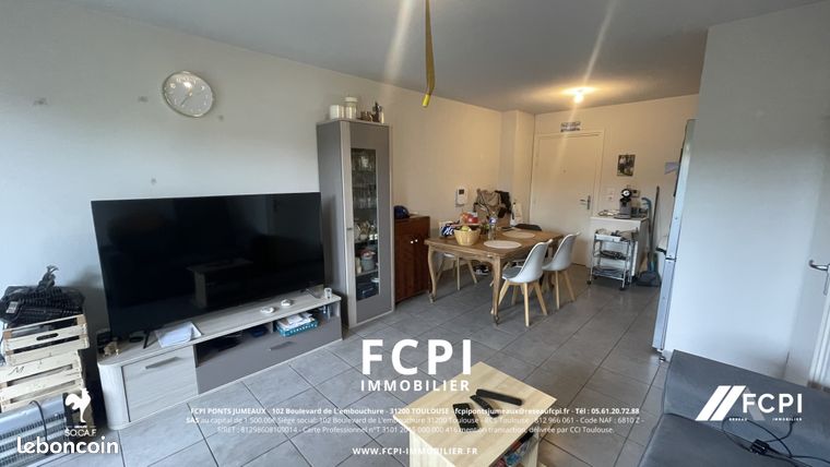 https://img.leboncoin.fr/api/v1/lbcpb1/images/48/24/56/4824562b282f65415ae932eafcd007c0063d3b8f.jpg?rule=ad-image