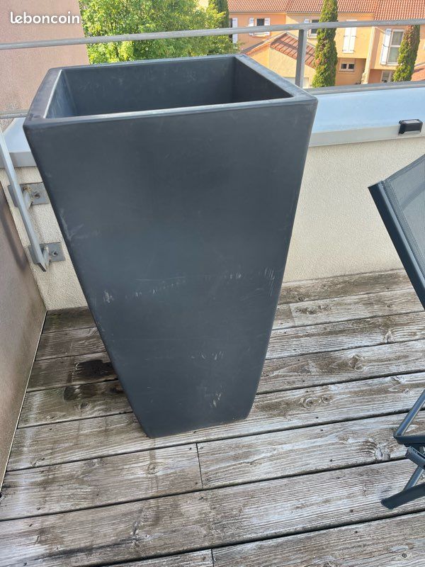 Pot extérieur (image 1)