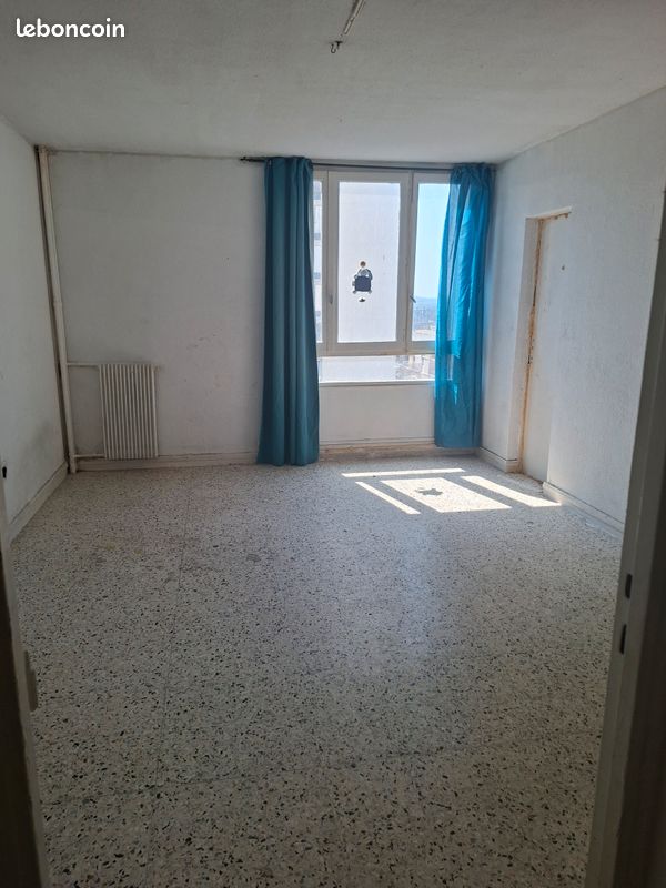 Appartement 2 pièces 47 m² · à Nîmes · 47 m² · 20 000 €