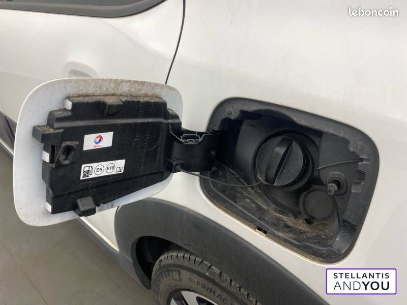 Citroën C3 PureTech 83 S&S BVM5 Shine (image 13)