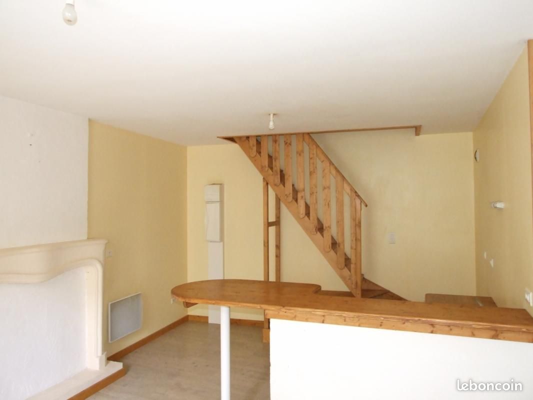 Appartement 2 pièces 55 m² · à Fontenay-le-Comte · 55 m² · 465 €