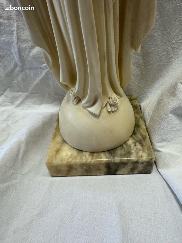 Statue de la vierge en résine (image 6)