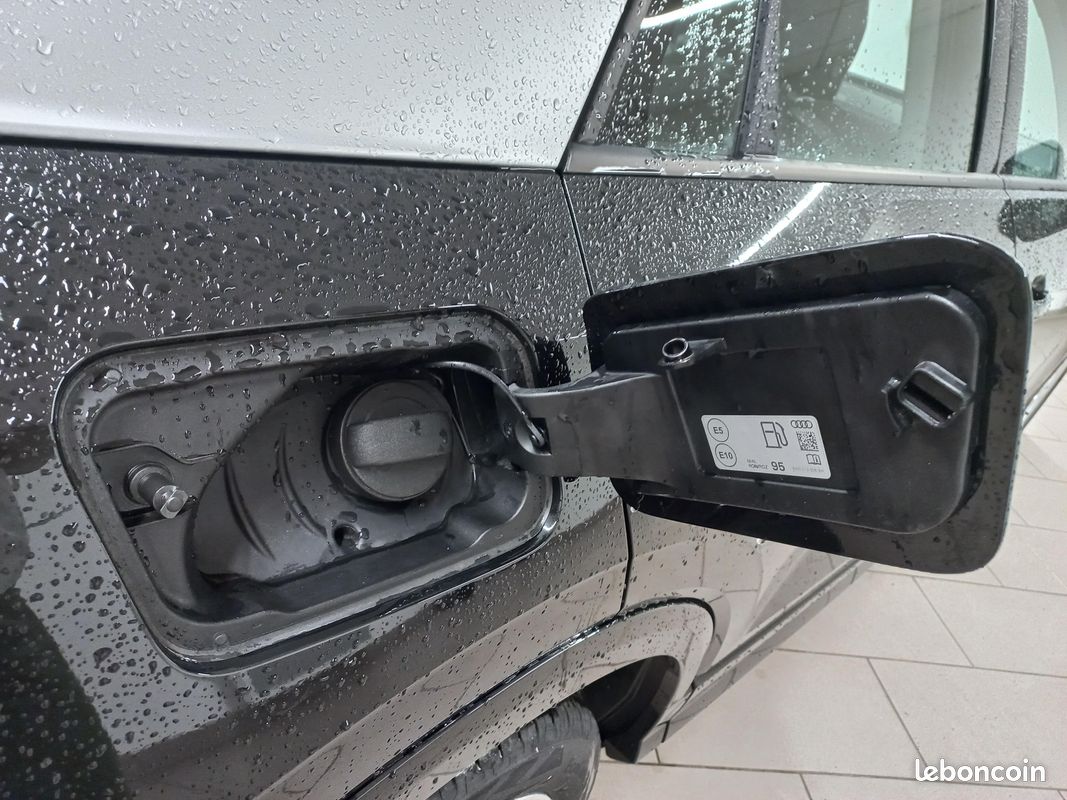 AUDI Q2 35 TFSI 150 S tronic 7 S line (image 36)