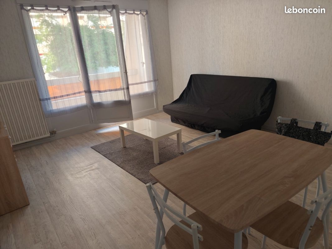 Appartement 1 pièce 33 m² · à Vichy · 33 m² · 420 €