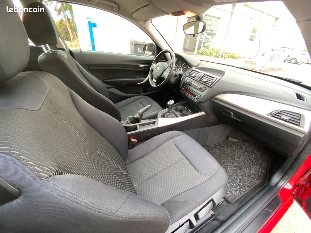 Bmw SERIE 1 (F20) Phase1 116i 136ch Lounge Plus 6 VITESSE (image 4)