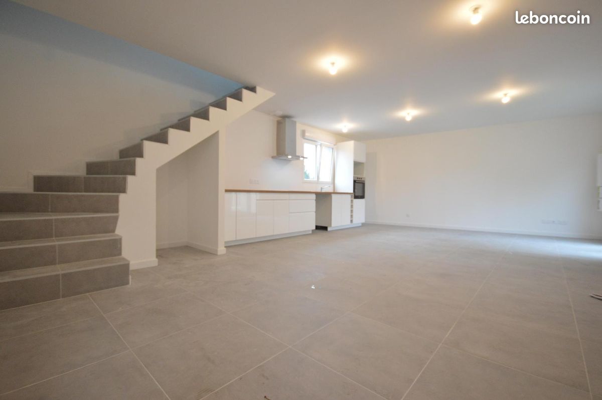 Maison 3 pièces 87 m² · à Maxilly-sur-Saône · 87 m² · 820 €/mois