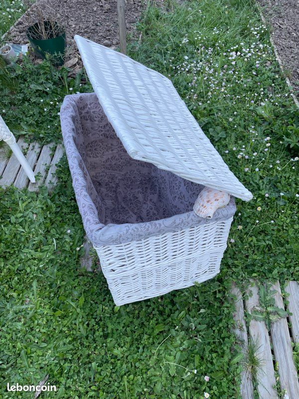 Fauteuil rotin blanc (image 3)