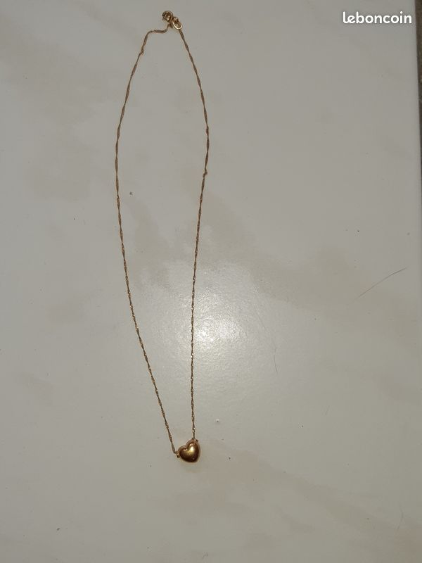 Vends collier plaque or (image 2)