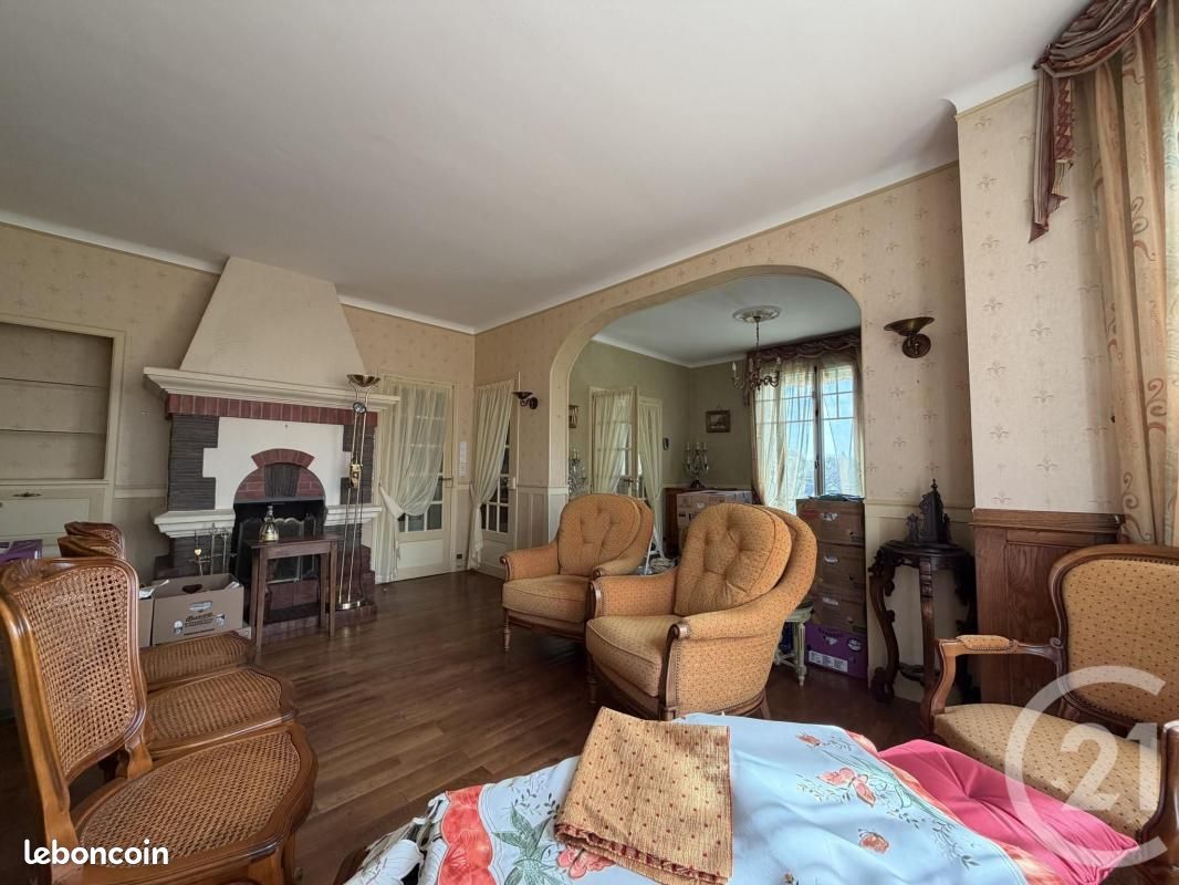 Château 7 pièces 150 m² (image 4)