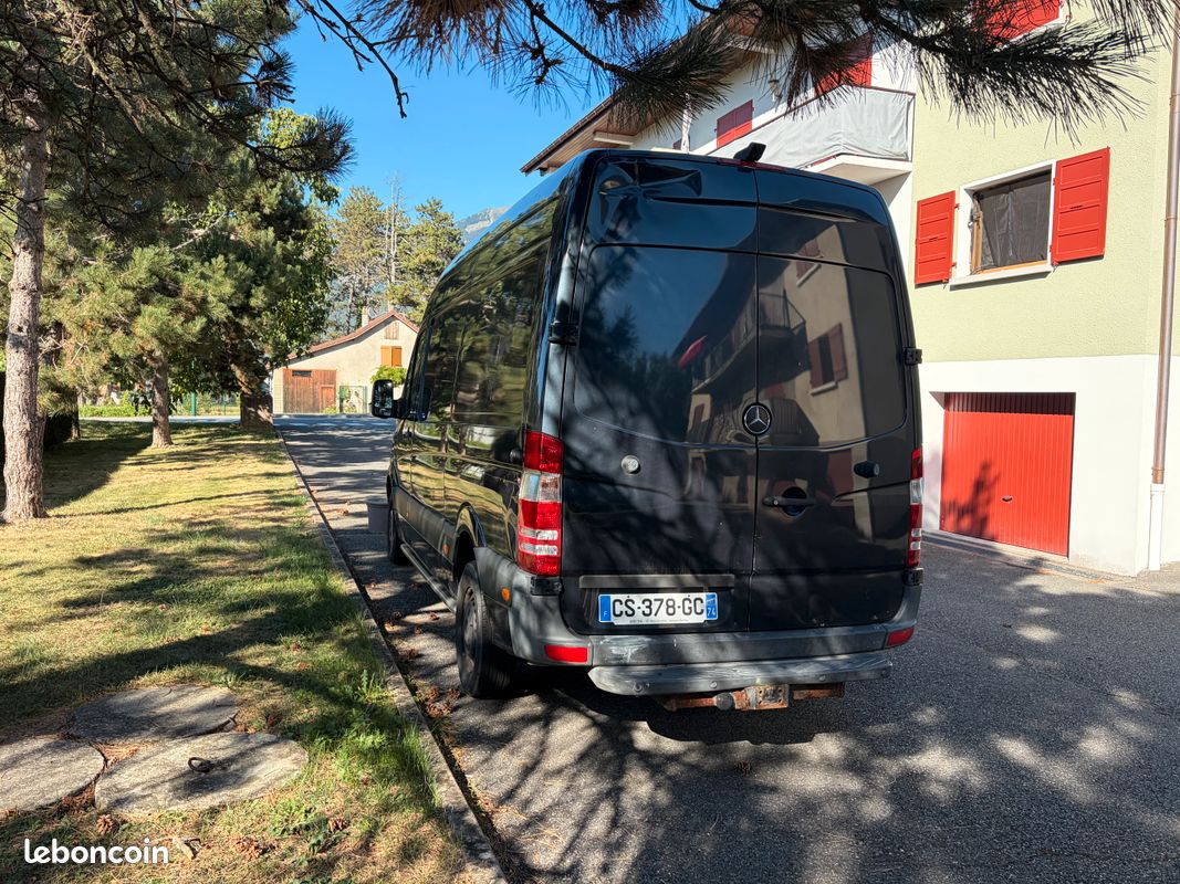 MERCEDES SPRINTER 219 CDI V6 190ch, 7G-TRONIC, L2H2, 80 000 km (image 3)