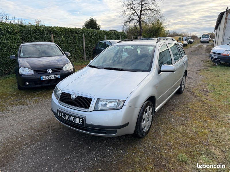 Skoda fabia combi 1.2i 64cv (image 1)