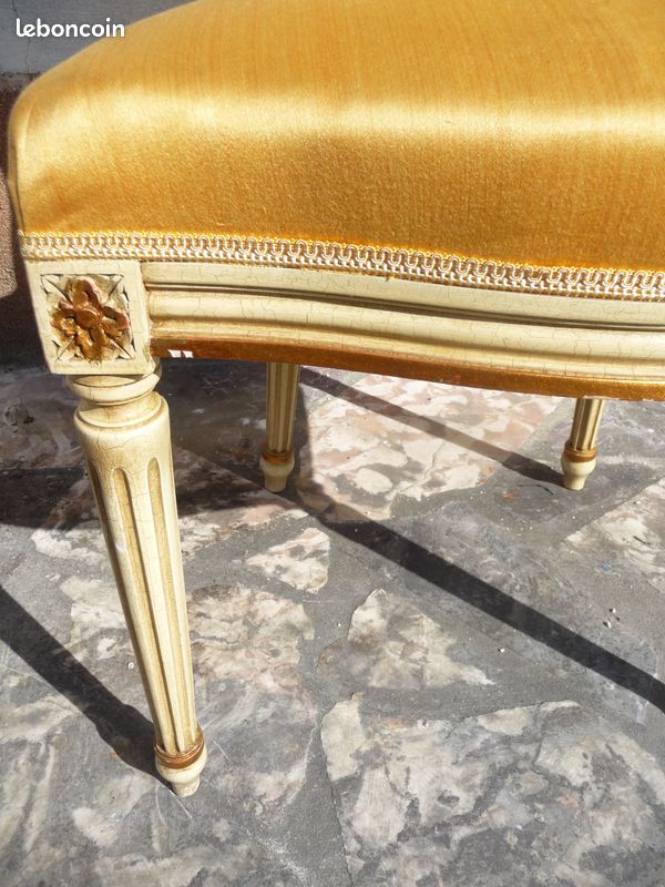 Chaise en bois et tissu (image 3)