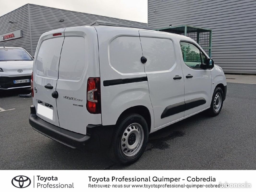 Toyota PROACE CITY Medium Electric 136ch 50 kWh Start MY25 (image 18)