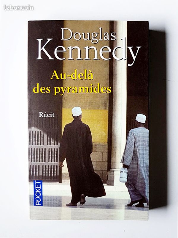 Au-delà des pyramides. Douglas Kennedy. Editions pocket (image 2)