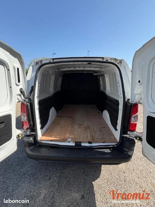 Peugeot Partner Vu FOURGON LONG 950kg Blue-HDI 100 CH Clim GPS 2022 TVA RÉCUPÉRABLE 8490 TTC (image 7)