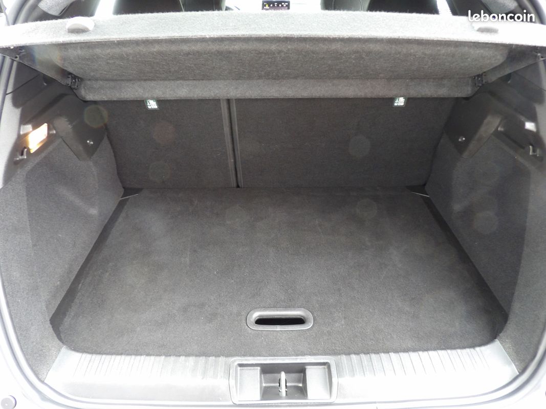 Renault CAPTUR II 1.6 E-TECH FULL HYBRID 145CH EVOLUTION (image 9)