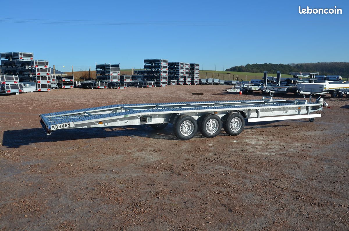 WSI - CAMION avec remorque frigorifique 3 essieux TWIN STEER – RENAULT