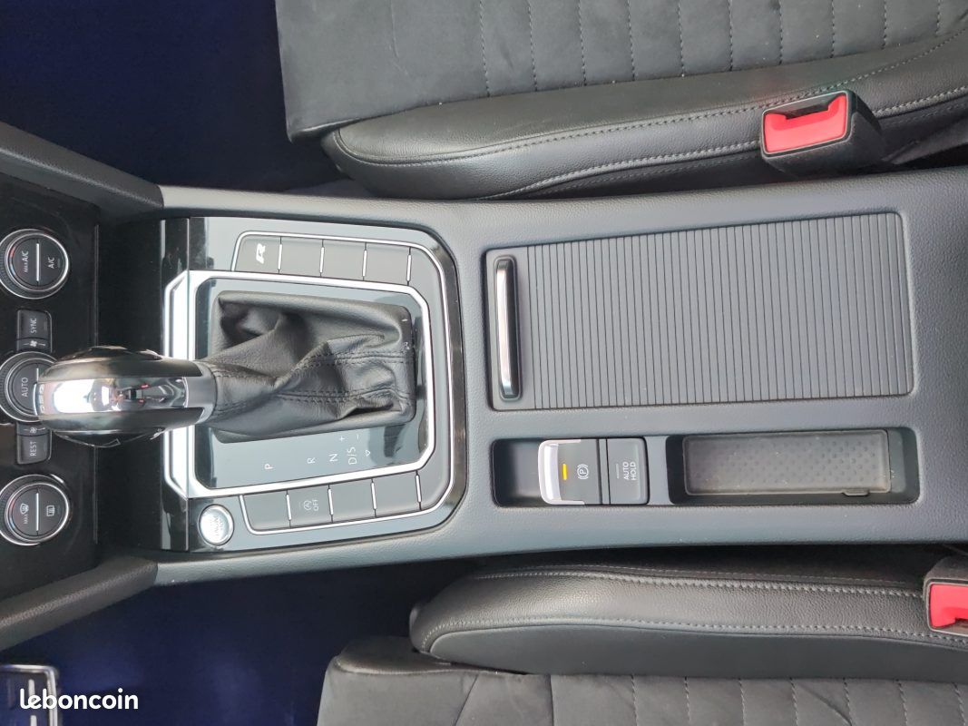Volkswagen passat sw 2.0 tdi 150cv carat exclusive / toit ouvrant (image 22)