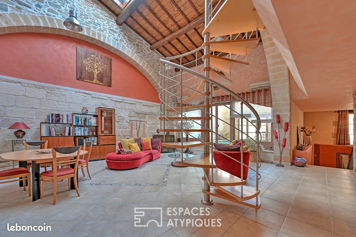 Maison 5 pièces 219 m² · à Saint-Dionisy · 219 m² · 570 000 €