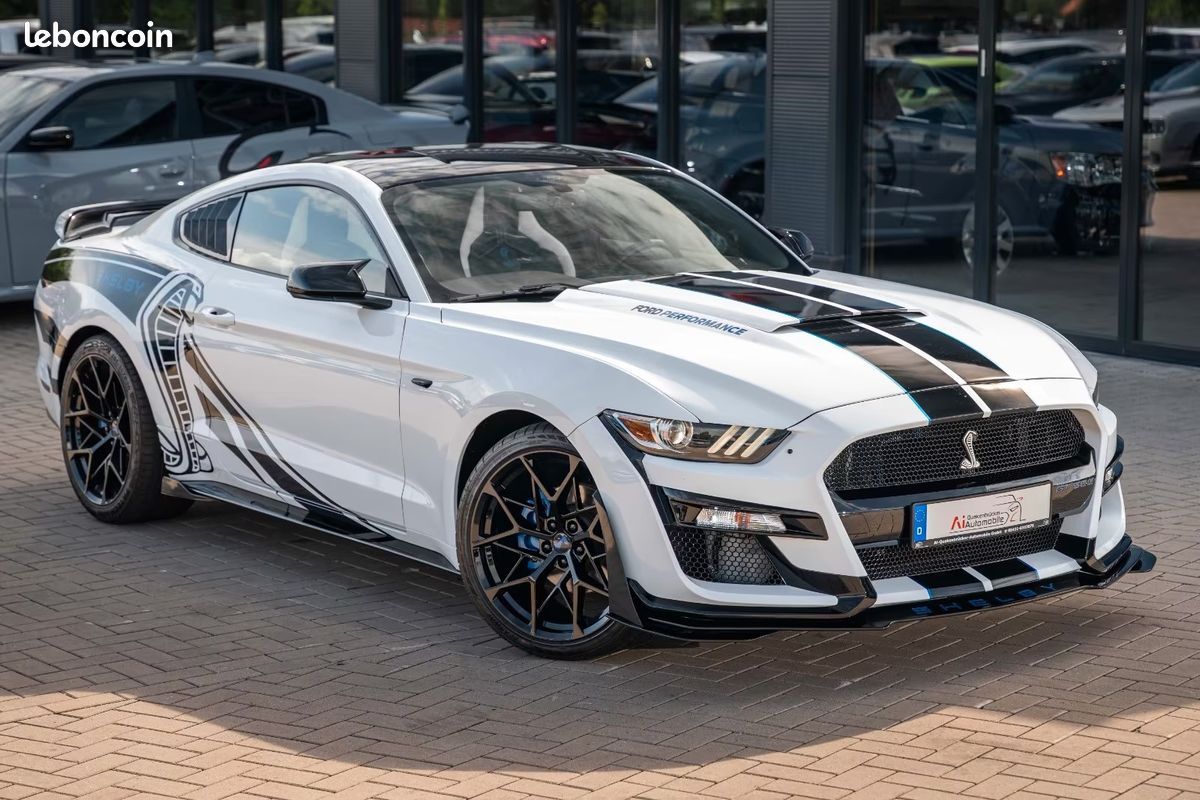 FORD Mustang 3.7 V6 Look Shelby GT500 305 ch BVA – Recaro – LED – Caméra (image 2)