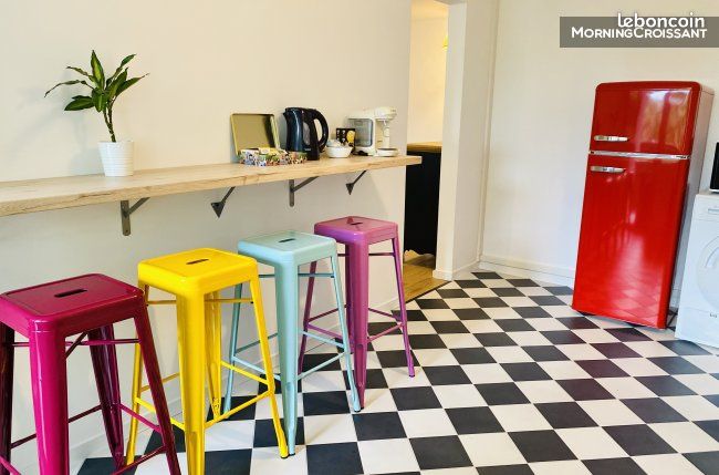 Appartement a louer  - 1 pièce(s) - 90 m2 - Surfyn